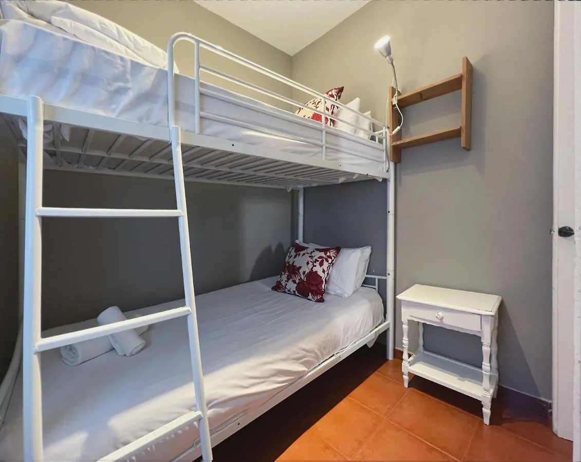 ברצלונה Stay U-Nique Apartments Rogent 0*,